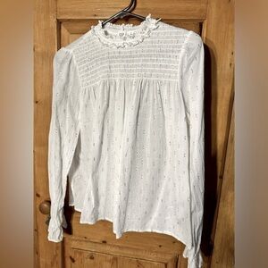 Gap White Sheer Lightweight Top w/Silver Design & Rouching Sz Small Fairycore